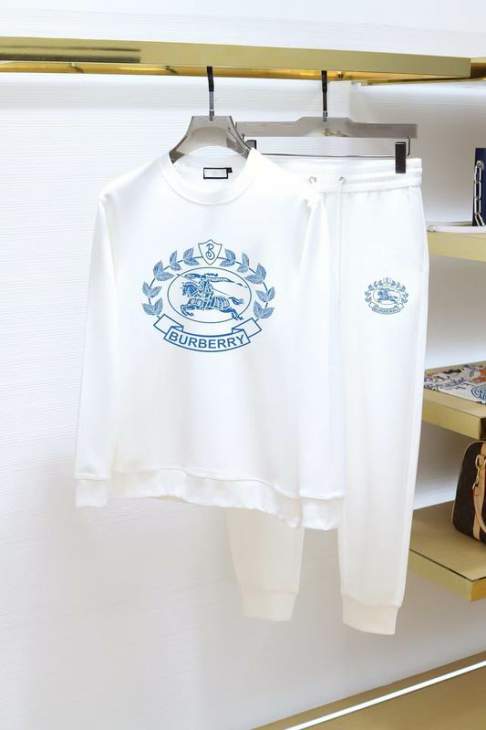 Picture of Burberry Sweater Suits _SKUBurberryM-5XLkdtr5337799